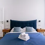Central W Apartment & Rooms By Duhomes